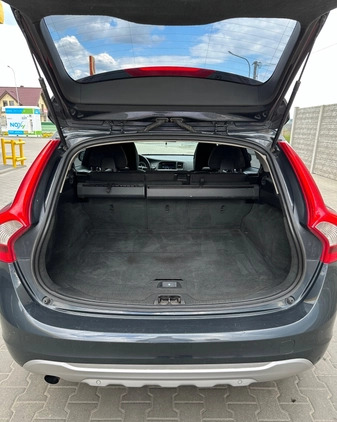Volvo V60 cena 32500 przebieg: 248000, rok produkcji 2011 z Rypin małe 277
